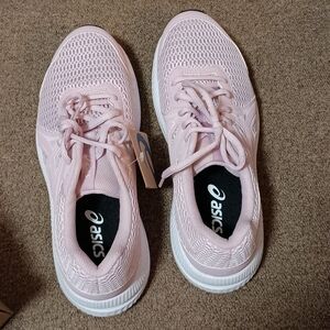 Asics Pink Women's Running Shoes RUNS LARGE
